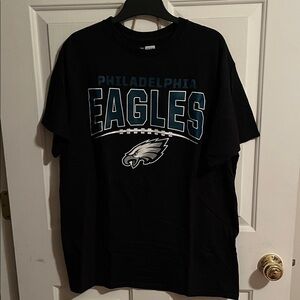 Philadelphia Eagles Black Graphic Tee